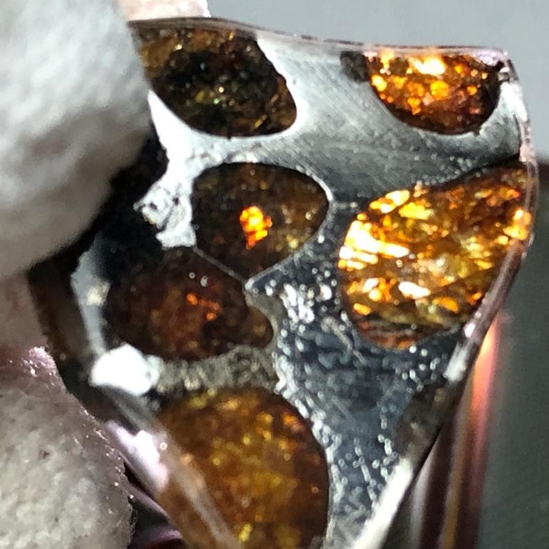 隕石 アルタイ隕石　原皮付き　石鉄隕石　パラサイト隕石　4点　重さ39