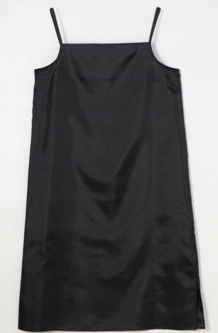 トゥモローランド モノグラムプリント フロンタブルボウタイワンピース