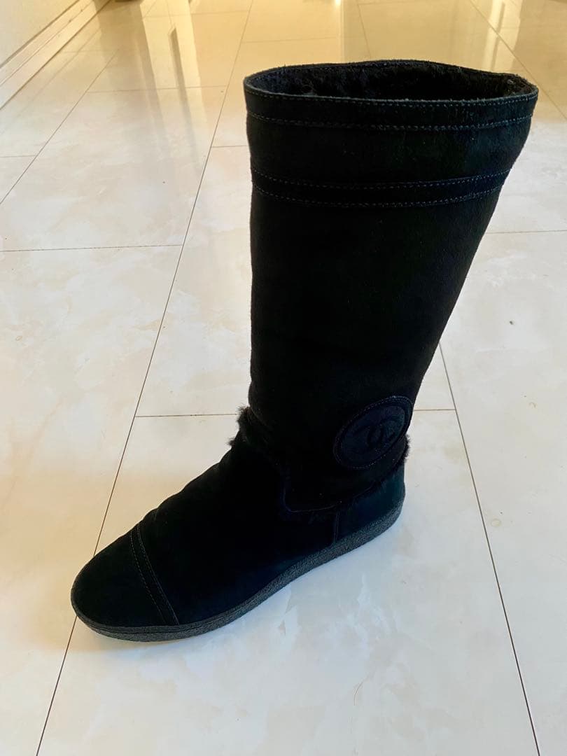 シャネル ムートン フラット ブーツ 黒 37 24cm ブラック CHANEL