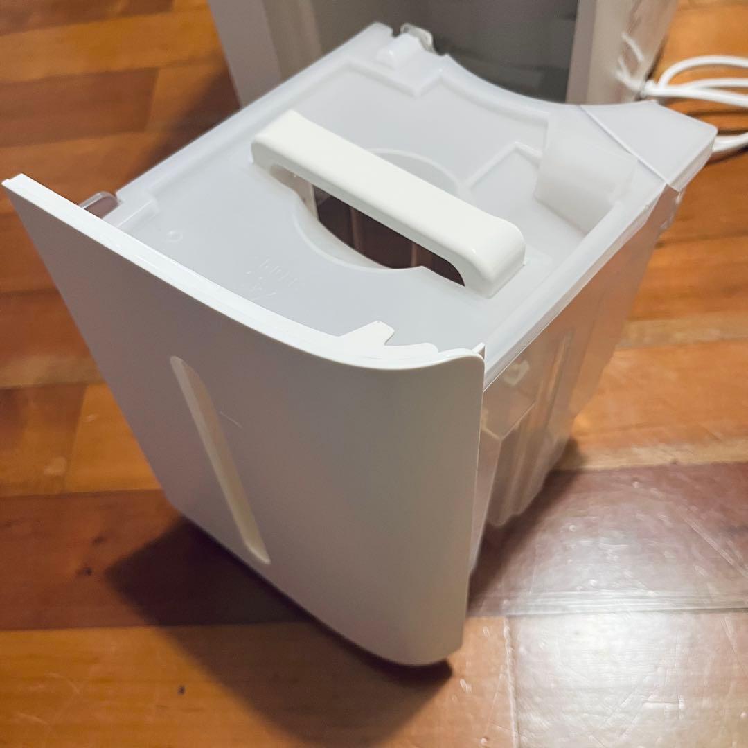 SHARP 16畳 プラズマクラスター衣類乾燥除湿器CV-L71-W 2020年