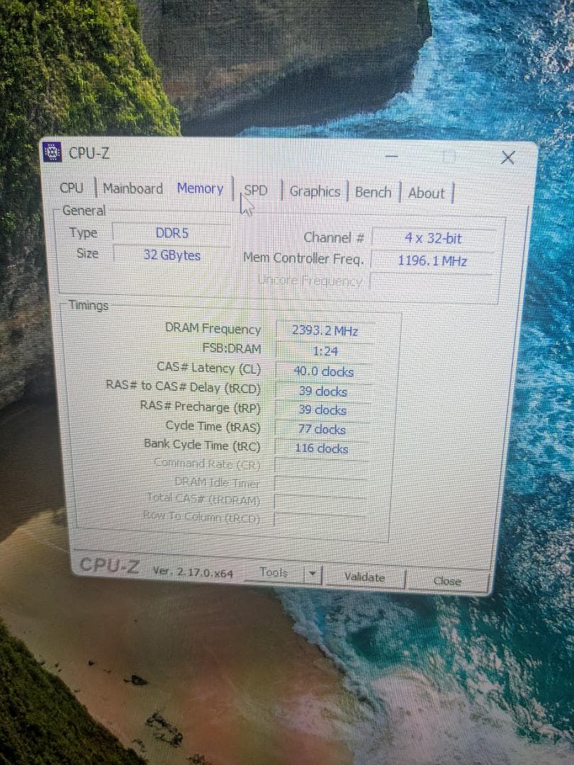 MINISFORUM UM690L Slim ミニpc