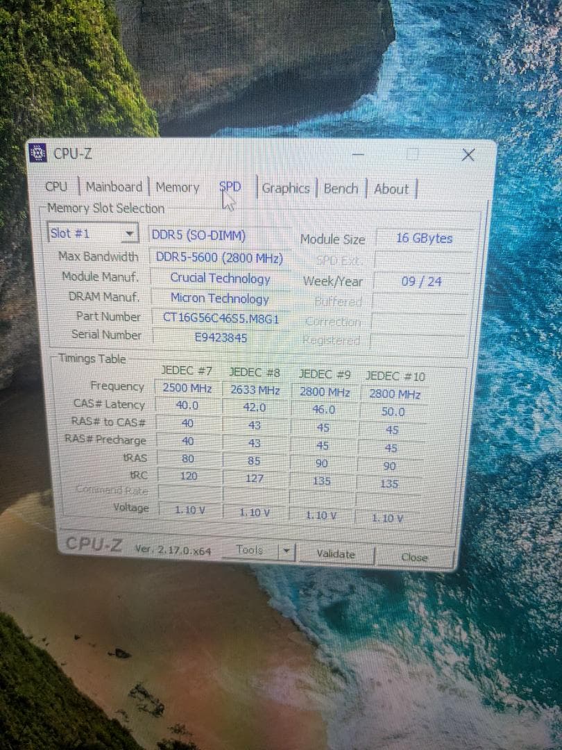 MINISFORUM UM690L Slim ミニpc