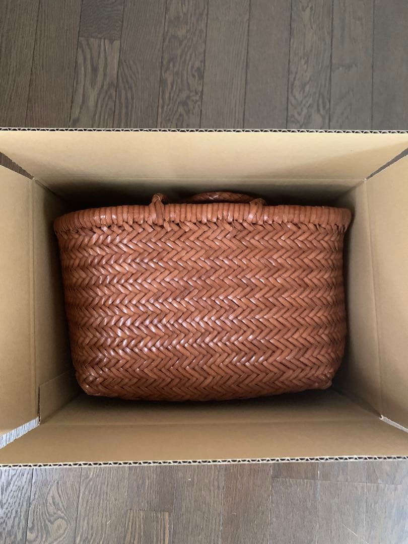 ドラゴンDragon かごバッグ 革素材 美品 付き 定番 シンプル