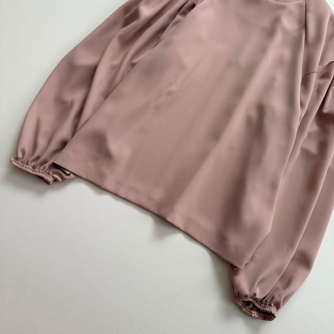 美品✨25SS✨3.5万✨アドーア　ダブルストレッチブラウス　立体ギャザー