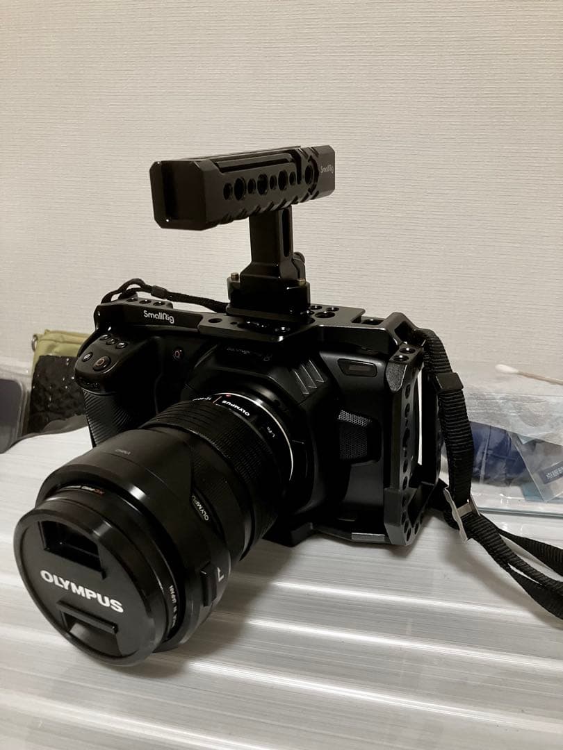 【撮影機材セット】BMPCC4K＋12-40mmF2.8proレンズ＋電源+リグ