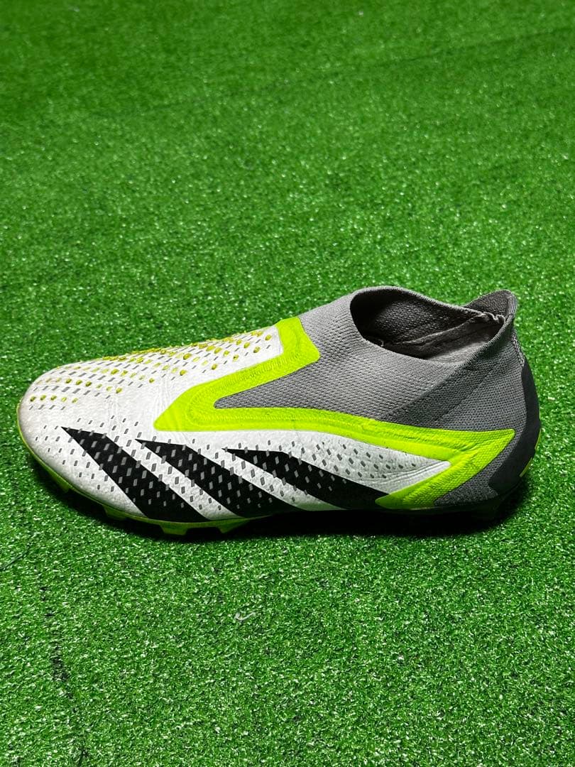 adidas プレデター AG サッカースパイク 白黄 使用感有 24.5cm
