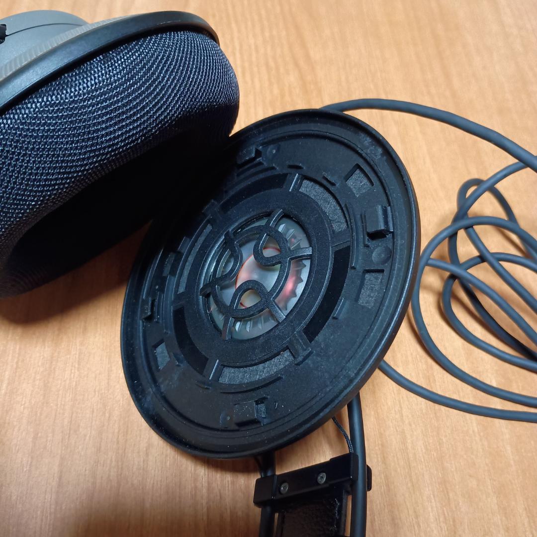 AKG K501 有線ヘッドホン