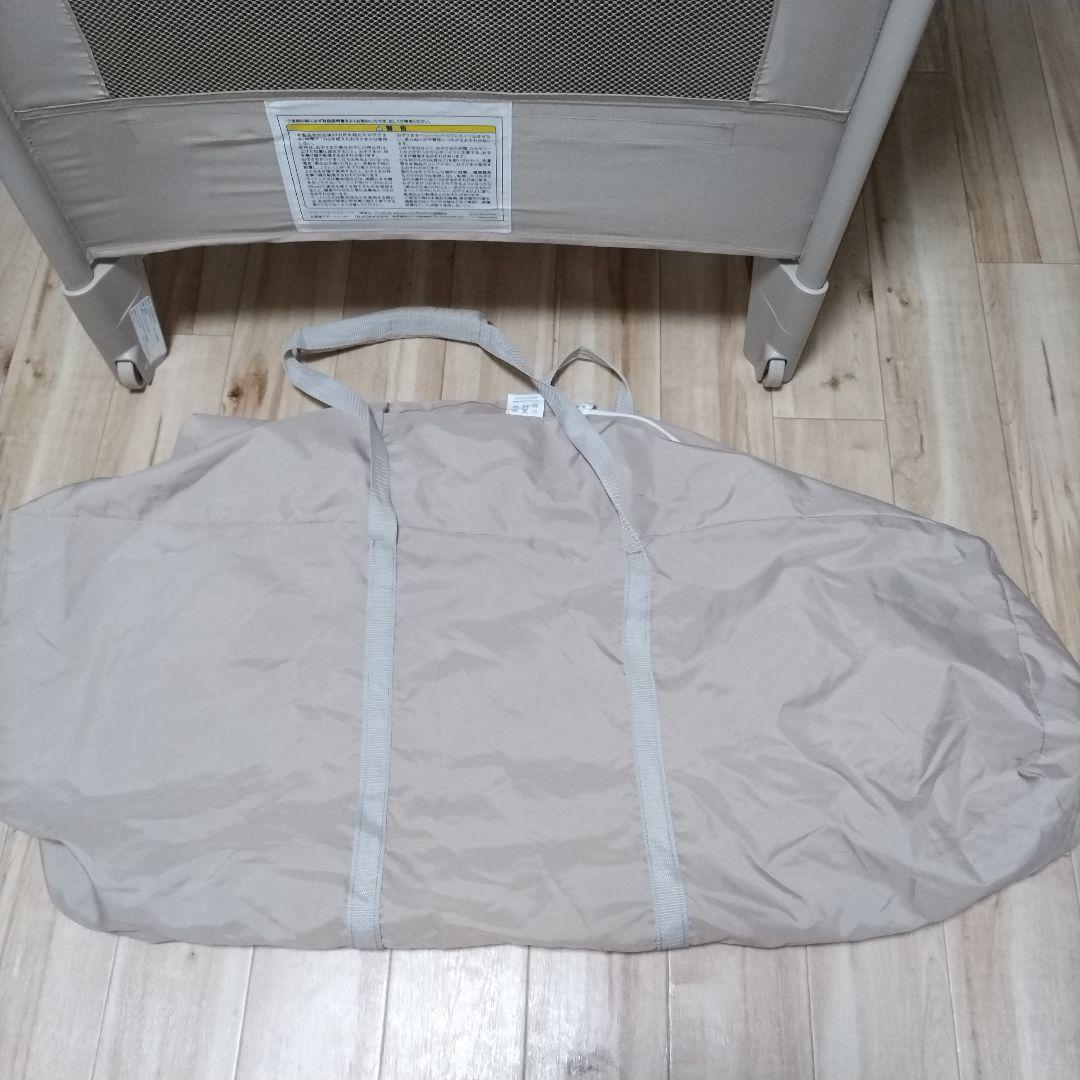 Aprica　アップリカ　ココネルエアー　折り畳み　ベビーベッド