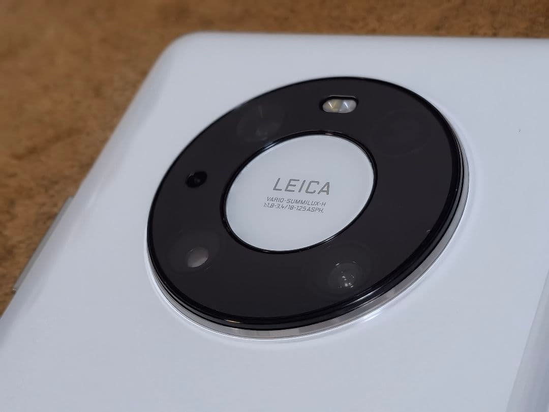 【極美品】HUAWEI Mate40 Pro ホワイト 白 8GB/256GB