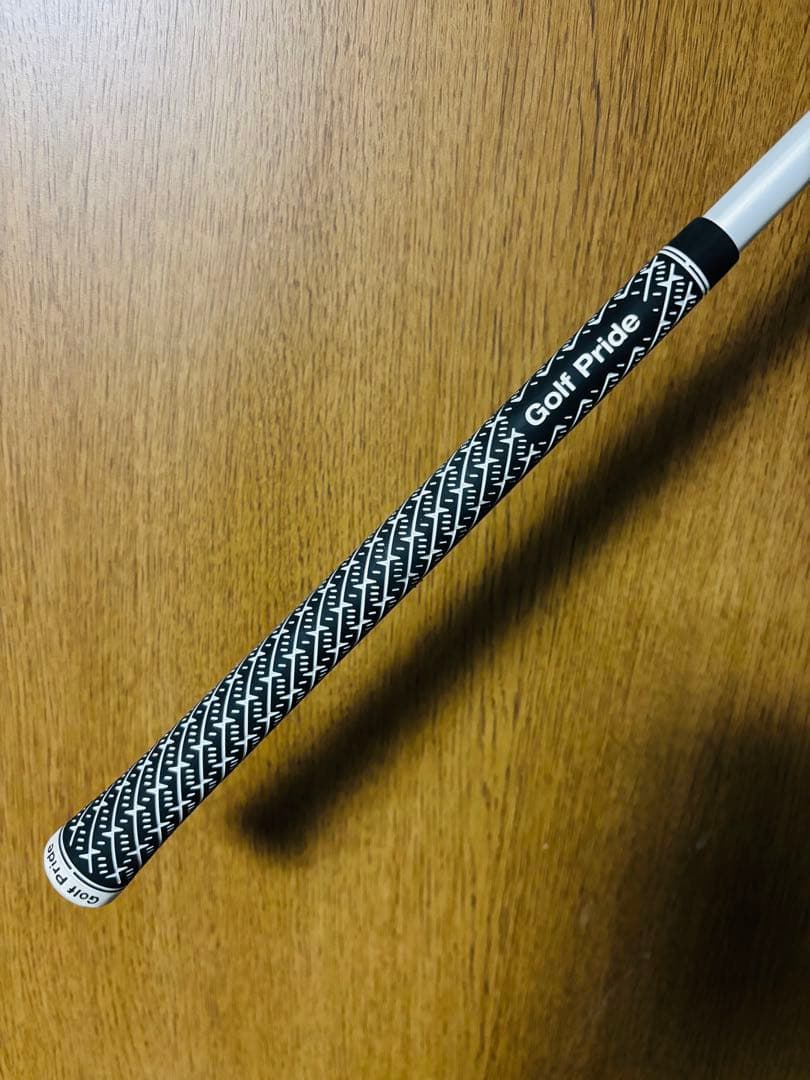 Tour AD IZ-6S ピンスリーブ付き ドライバーシャフト