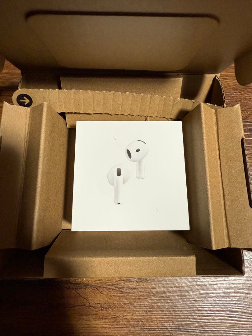 AirPods 4 (ANC) 本体　ノイズキャンセリング搭載