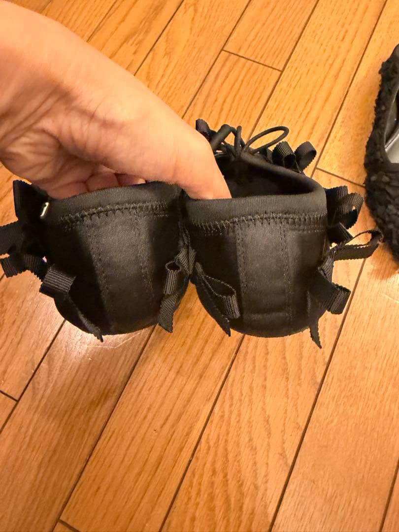 TSURU ブラック フラットシューズ