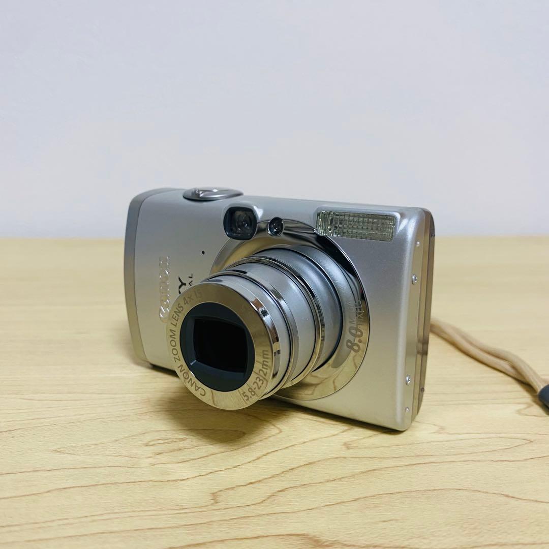 動作良好　Canon IXY イクシー　DIGITAL 810 is デジカメ