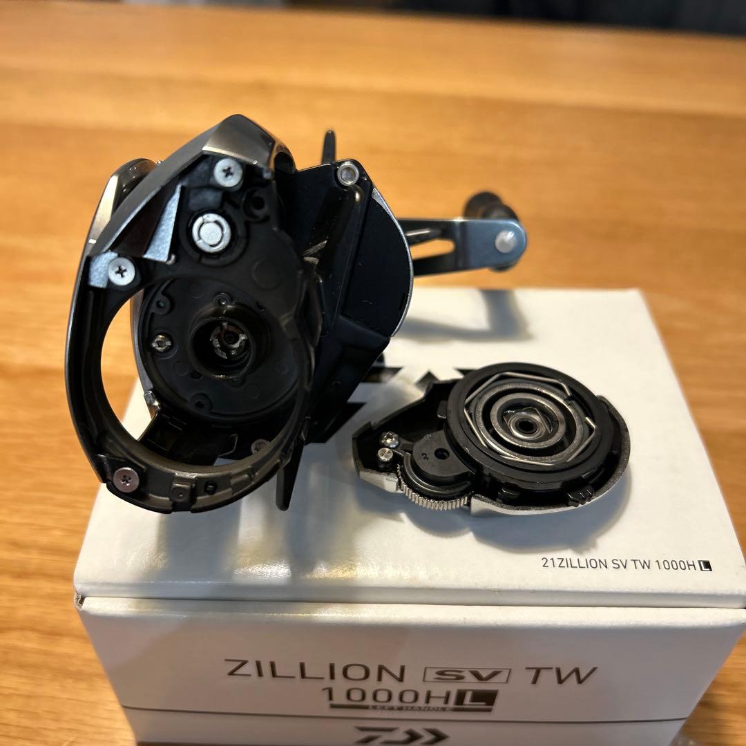 サ*ウ様 ダイワ ジリオンSV TW 1000HL おまけつき
