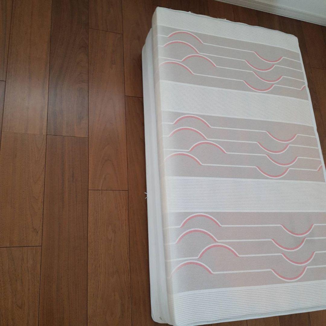 ヘルスウェーブ すややか ゴールド セミダブル マットレス