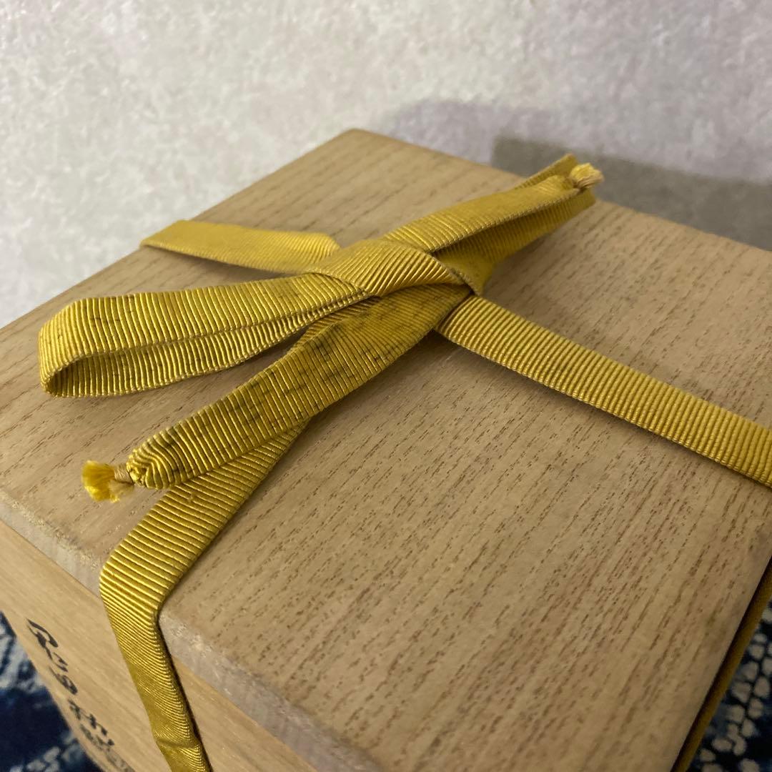 岡田裕　萩黒茶碗　茶道具