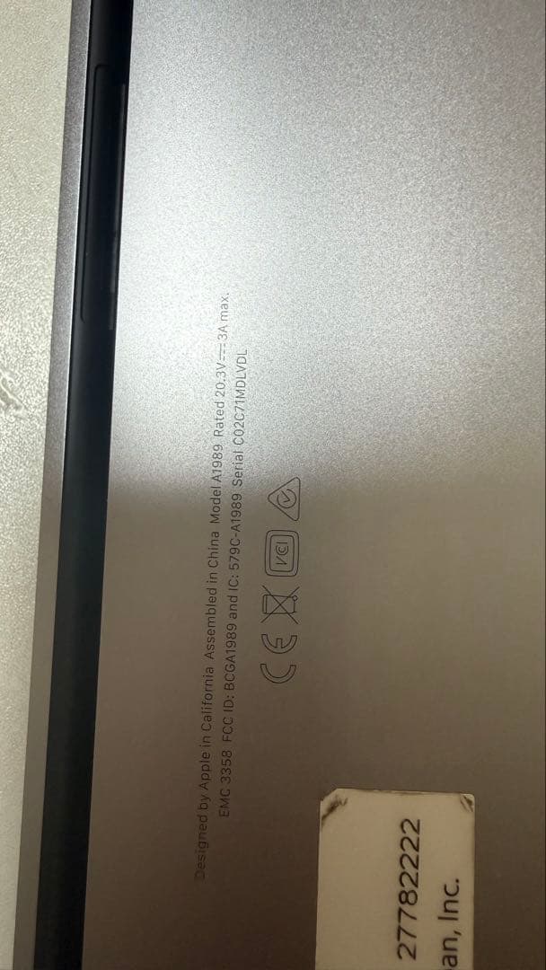 MacBook Pro 2018 13インチ 8GBメモリ