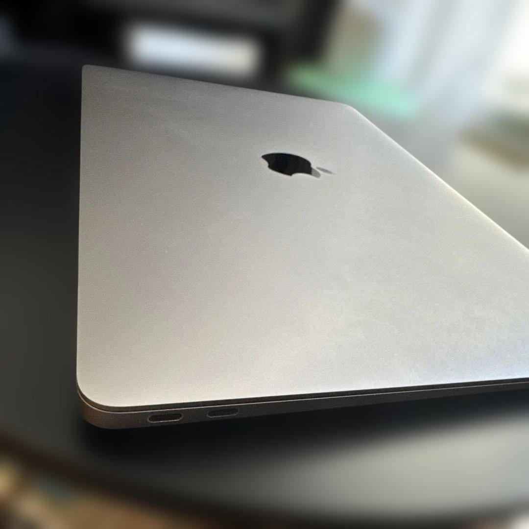 Apple MacBook Air M1 16GB 512SSD　スペースグレイ