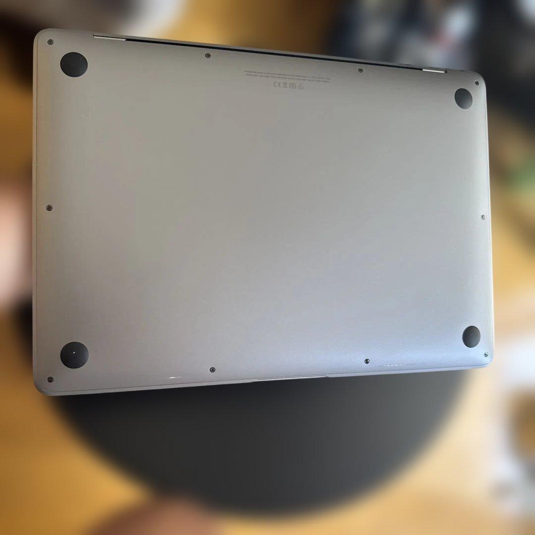 Apple MacBook Air M1 16GB 512SSD　スペースグレイ