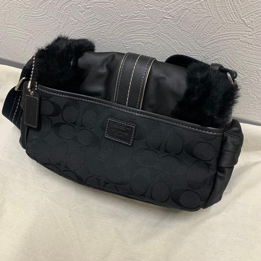 COACH コーチ シグネチャー ソーホー ファー ブラック ショルダーバック