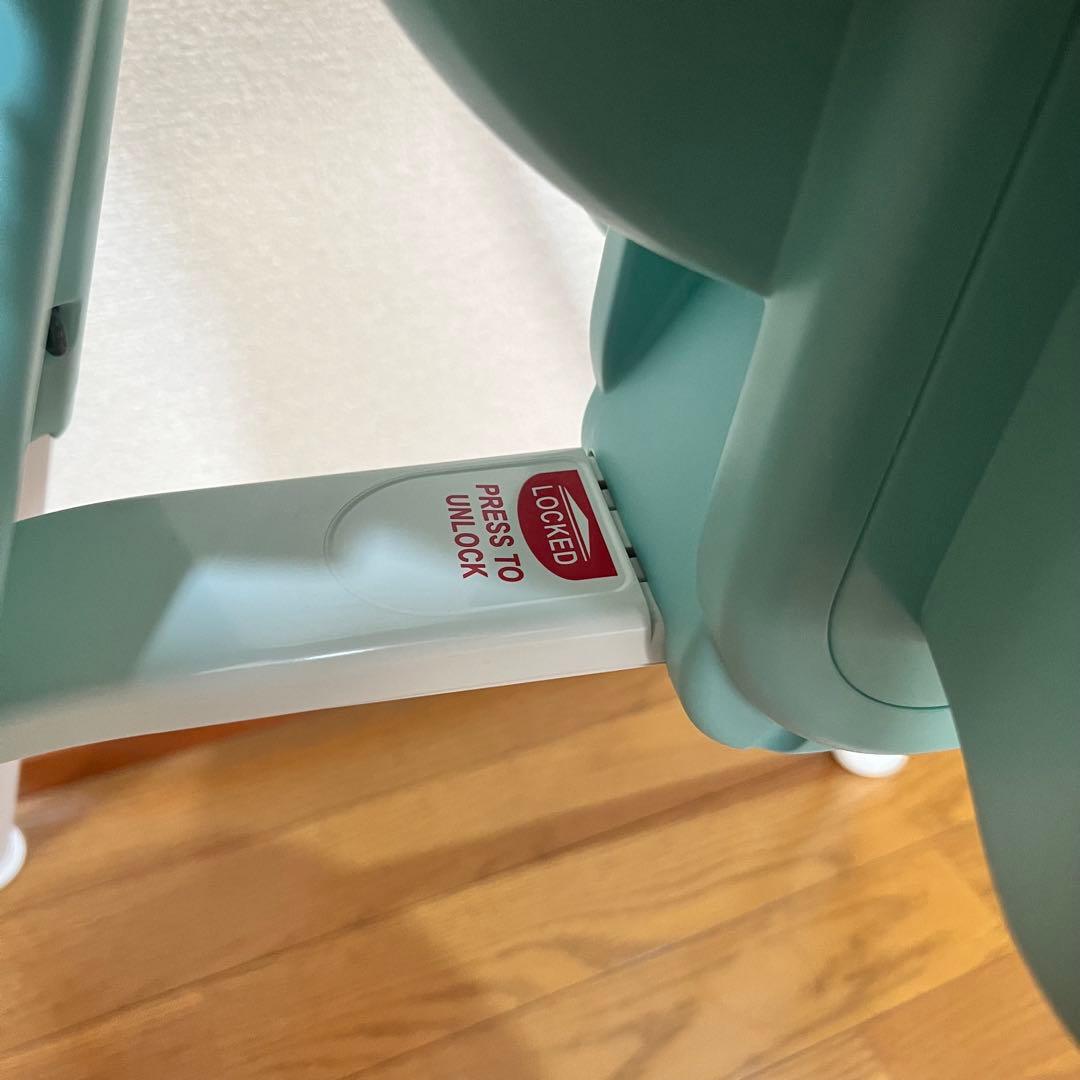 ベビー　ビョルン　ハイチェア 　テーブル　おりたたみ　ハーネス　北欧家具