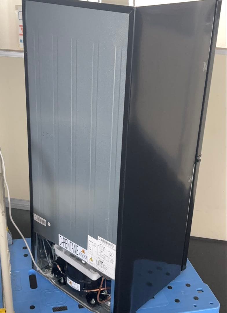 【引取り限定／東京都瑞穂町】山善 冷凍冷蔵庫 YFR-D111(B) 106L