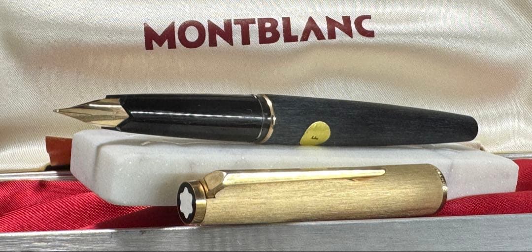 【新品未使用】モンブランNo224 万年筆（高級ケース付き）