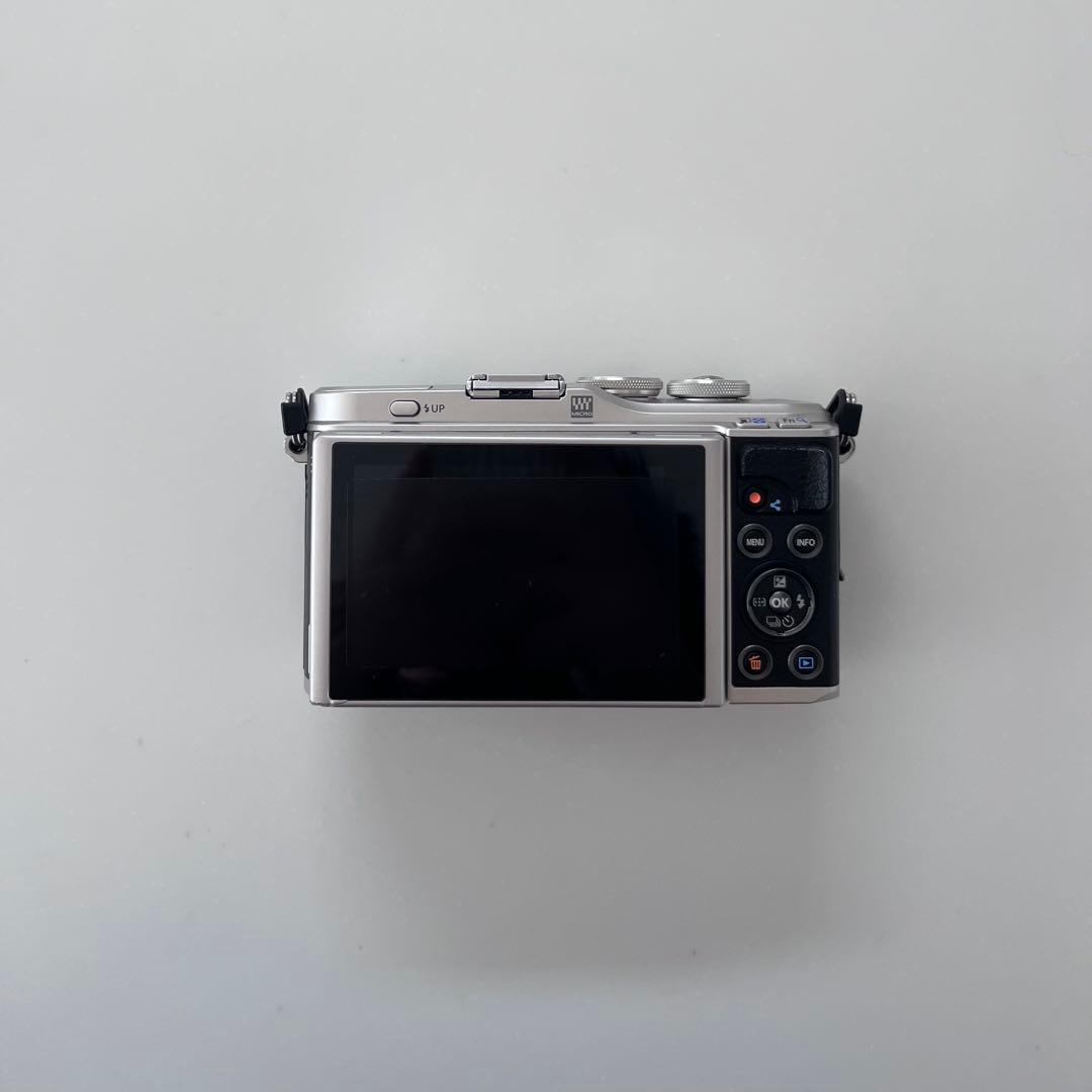 デジタルカメラ OLYMPUS PEN E-PL9