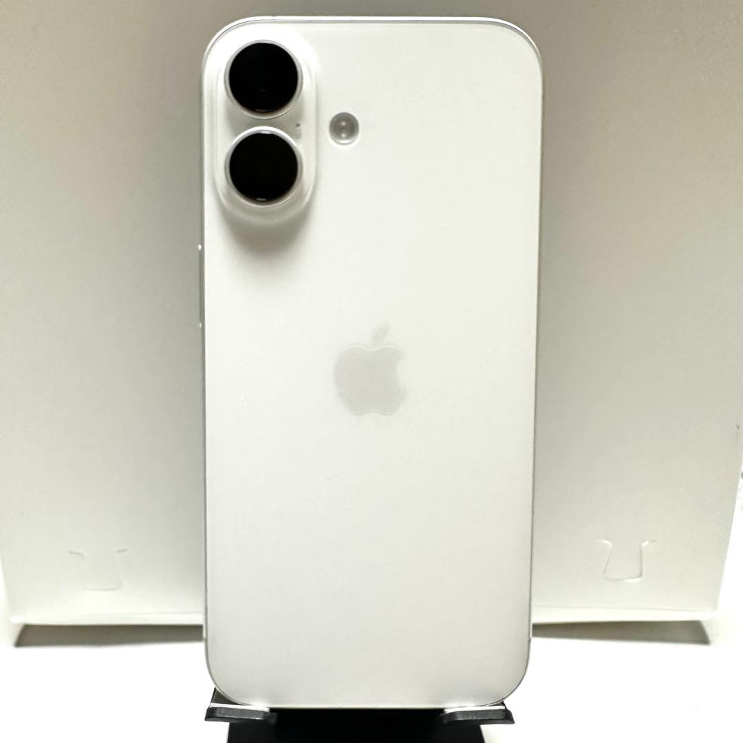 【極美品】iPhone 16 256GB ホワイト SIMフリー