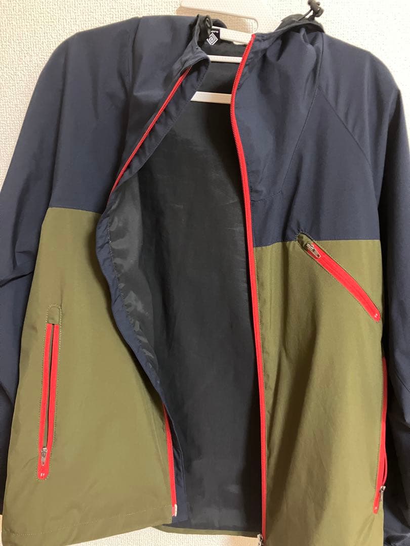 エルドレッソ　 フード付きナイロンジャケット Sサイズ ネイビー/オリーブ