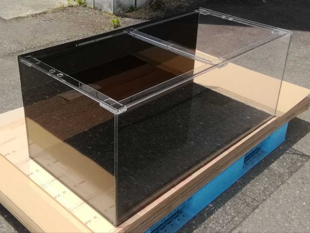 アクリル水槽 二面黒 四面10㍉ W1200 D600 H450 佐川急便発送