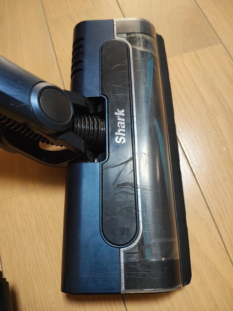 シャーク★コードレスクリーナー★CS401JRB★バッテリーの状態良好★