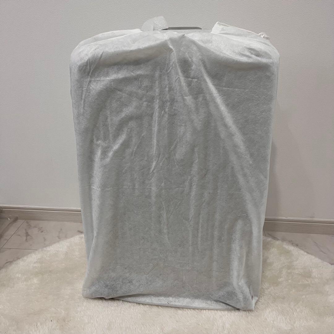 メルセデスベンツシルバー アルミニウム キャリーケース　65L