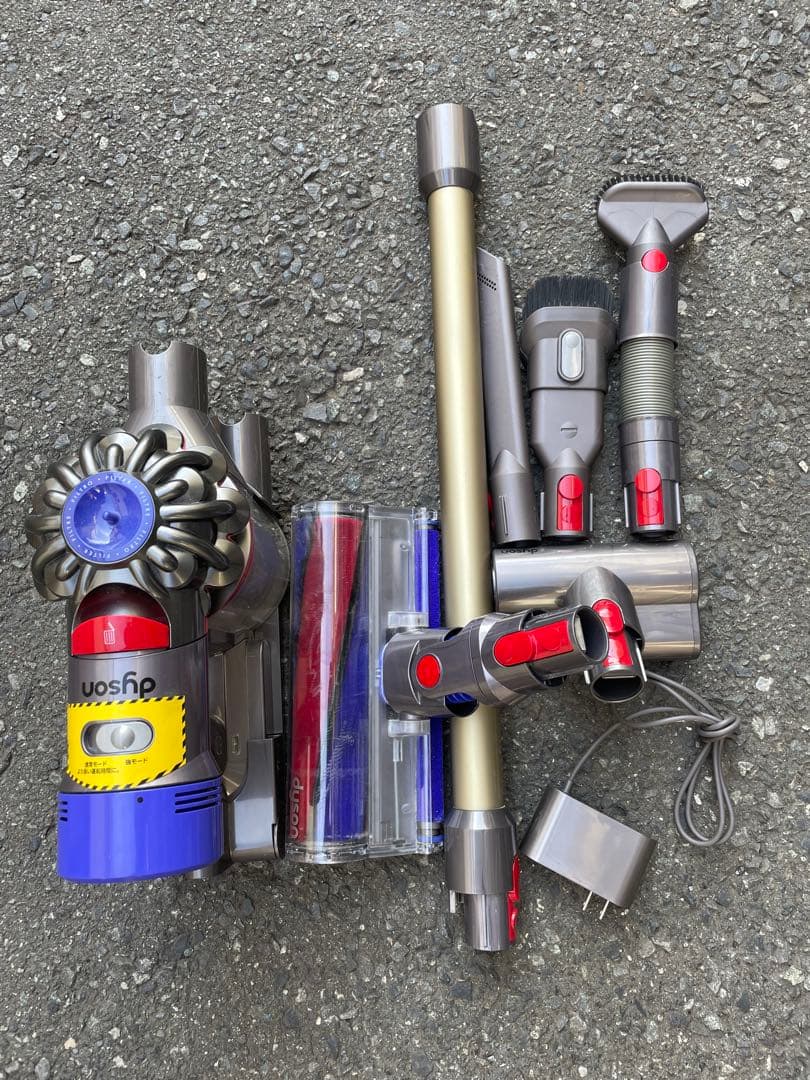 Dyson V8 スティッククリーナー 本体