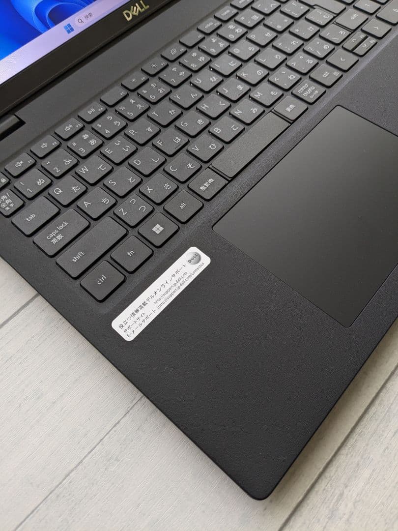 ② DELL Latitude 3520 16GB 256GB Office