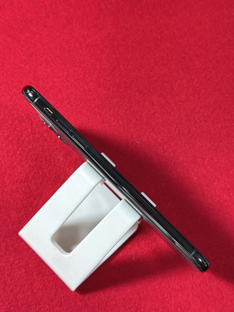 7247iPhone 11PROMAXミッドナイトグリーン64GB simフリー