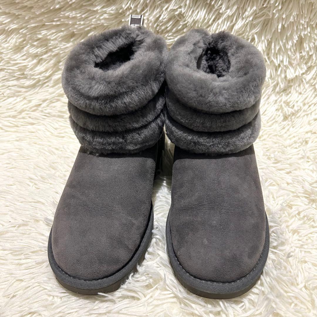 美品 UGG アグ フラッフ キルテッド ミニ グレー ムートンブーツ 箱付き