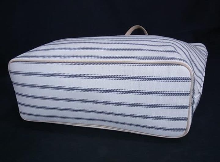 COACHキャンバス×レザー トートバッグショルダー肩掛アイボリー系×ネイビー系