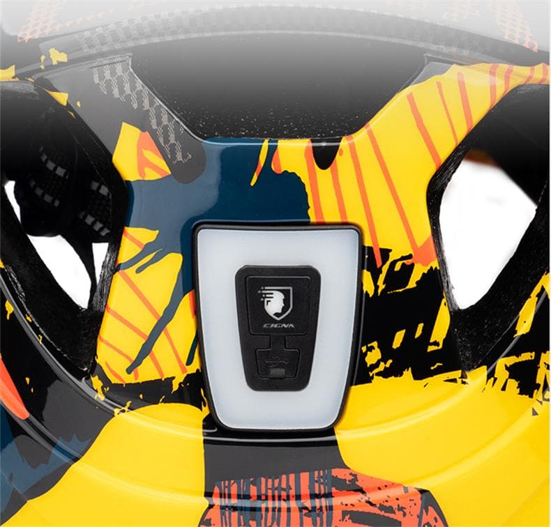 CIGNA PRO ストライダー レース用 フルフェイス ヘルメット 走行撮影