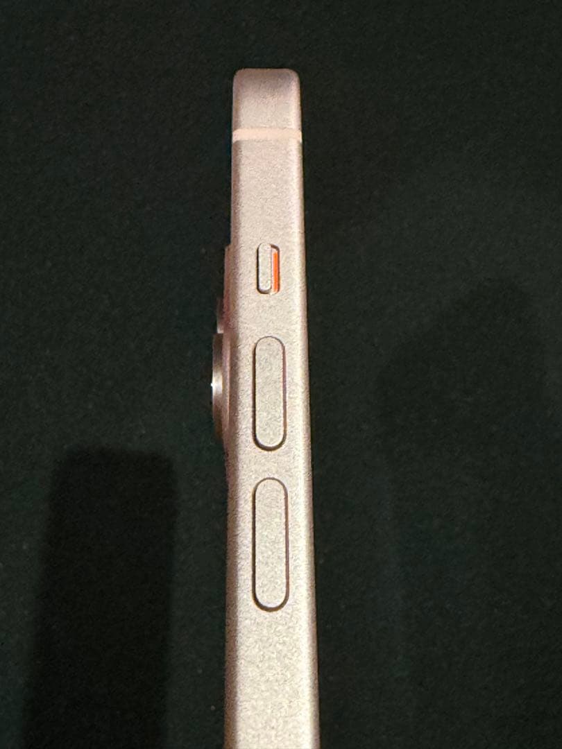 【中古】iPhone15 256GB 本体 ピンク バッテリー84%