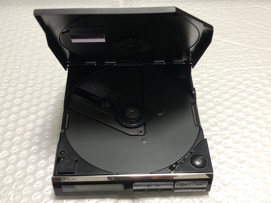 ポータブルプレーヤー SONY Discman D-50 Mk II