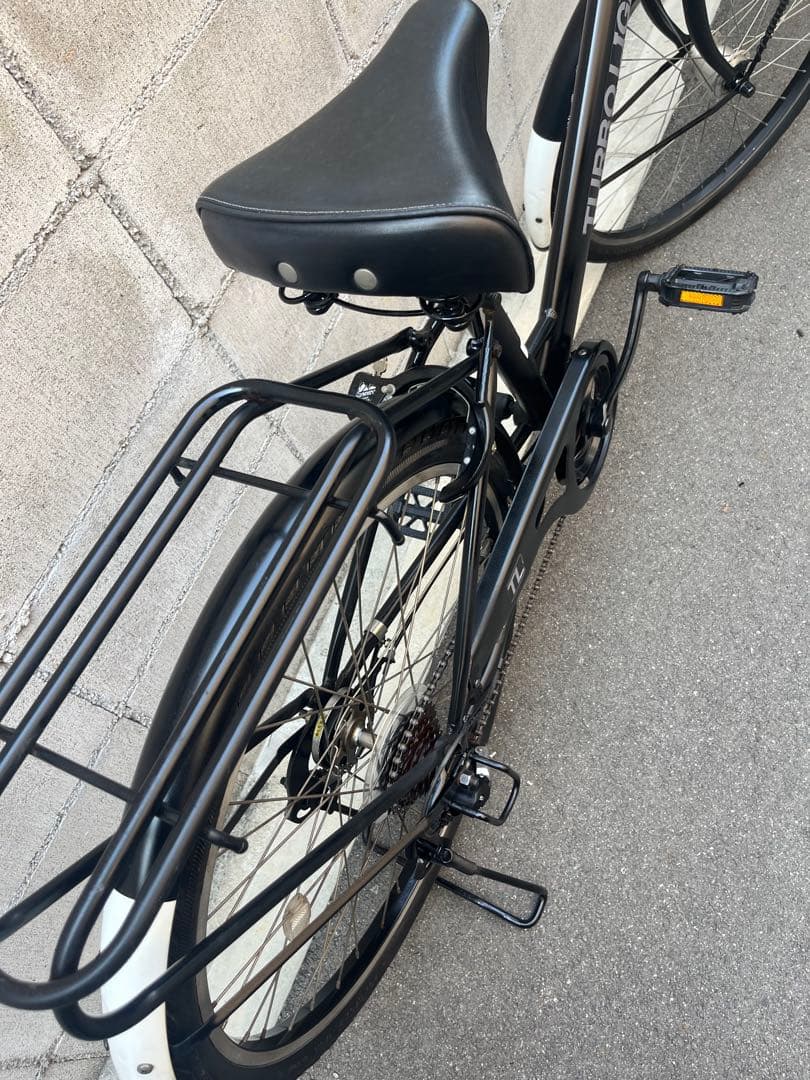 両タイヤほぼ新品　ターボライト　黒