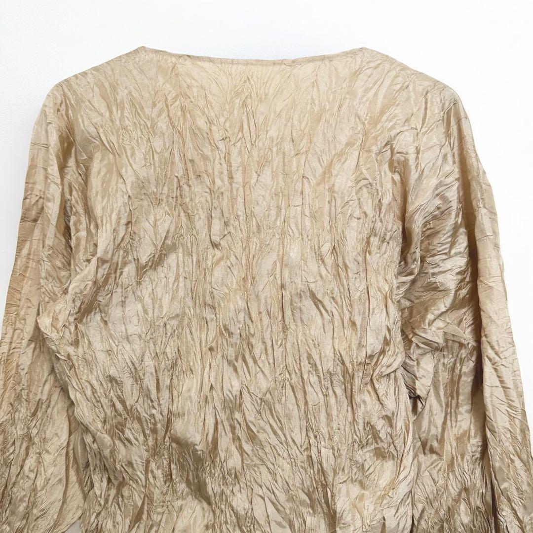 イッセイミヤケ　シワ加工　ブラウス　ベージュ M ヴィヴィアン　パンツ　 2点
