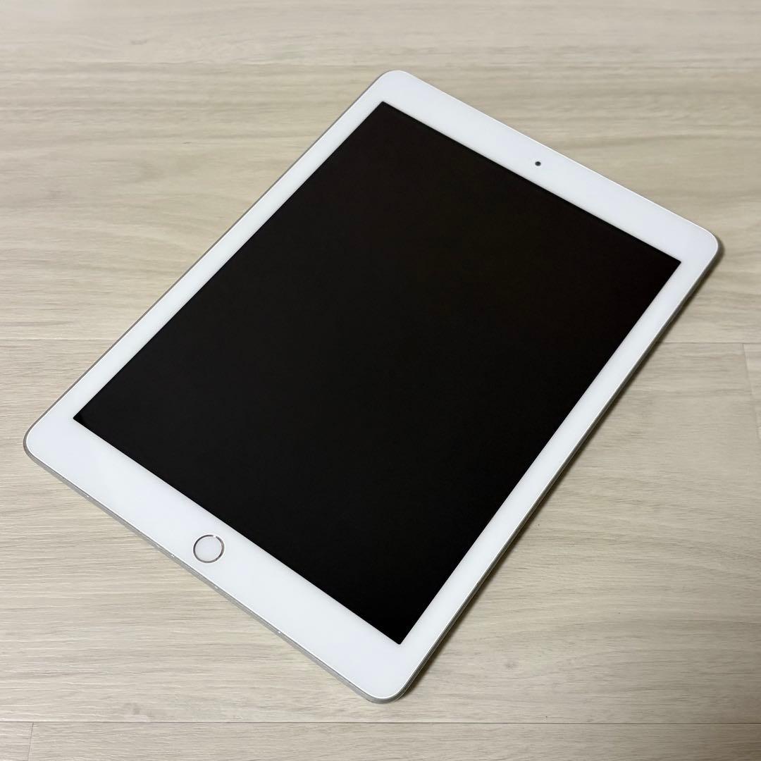 iPad第6世代 32GB シルバー Wi-Fiモデル　バッテリー容量60%