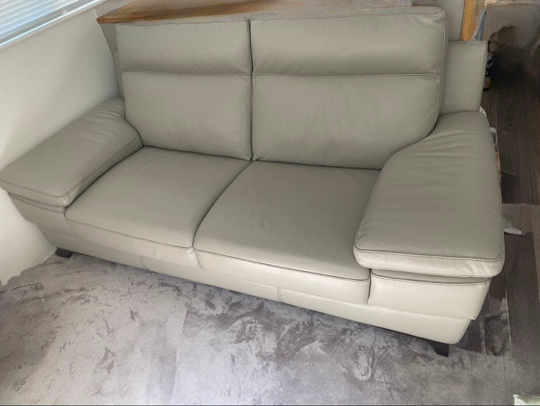 【美品】CALIA イタリア製ソファー　総本革　2人掛け　ベージュレザー