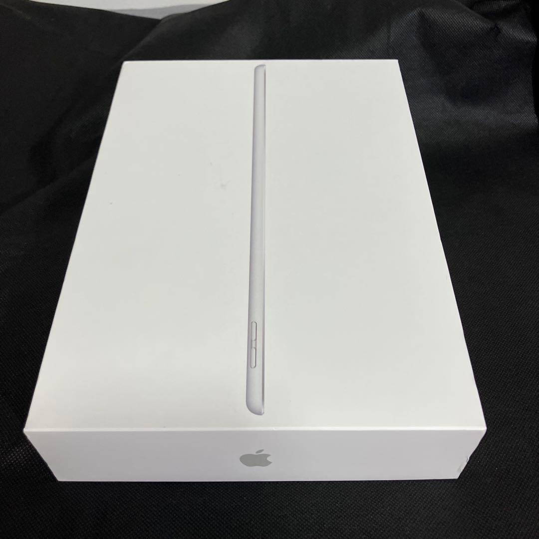iPad 第8世代 128GB