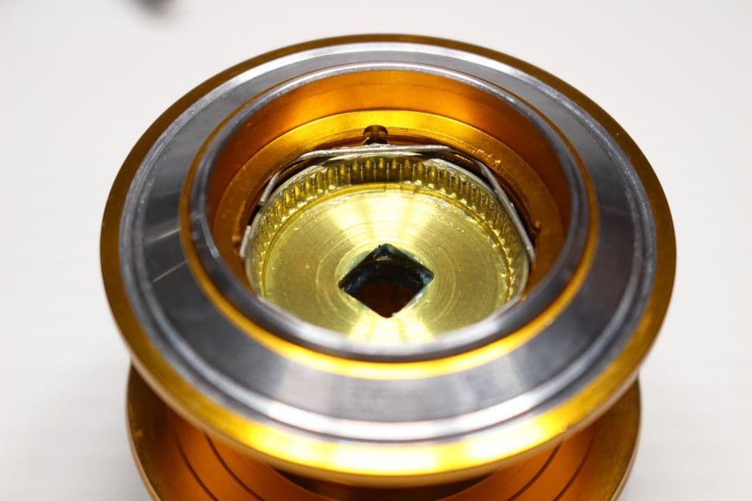 DAIWA 17エクセラー 4000H スピニングリール