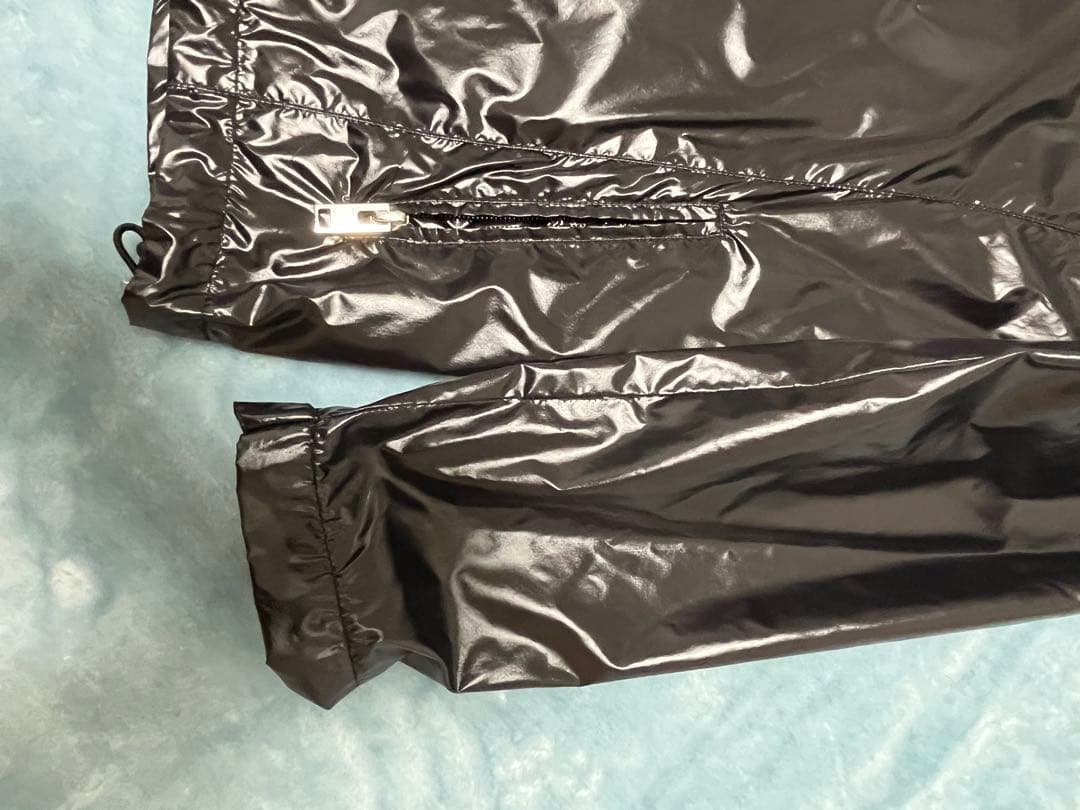 TOP REBEL ブラック ウインドブレーカー　防寒用