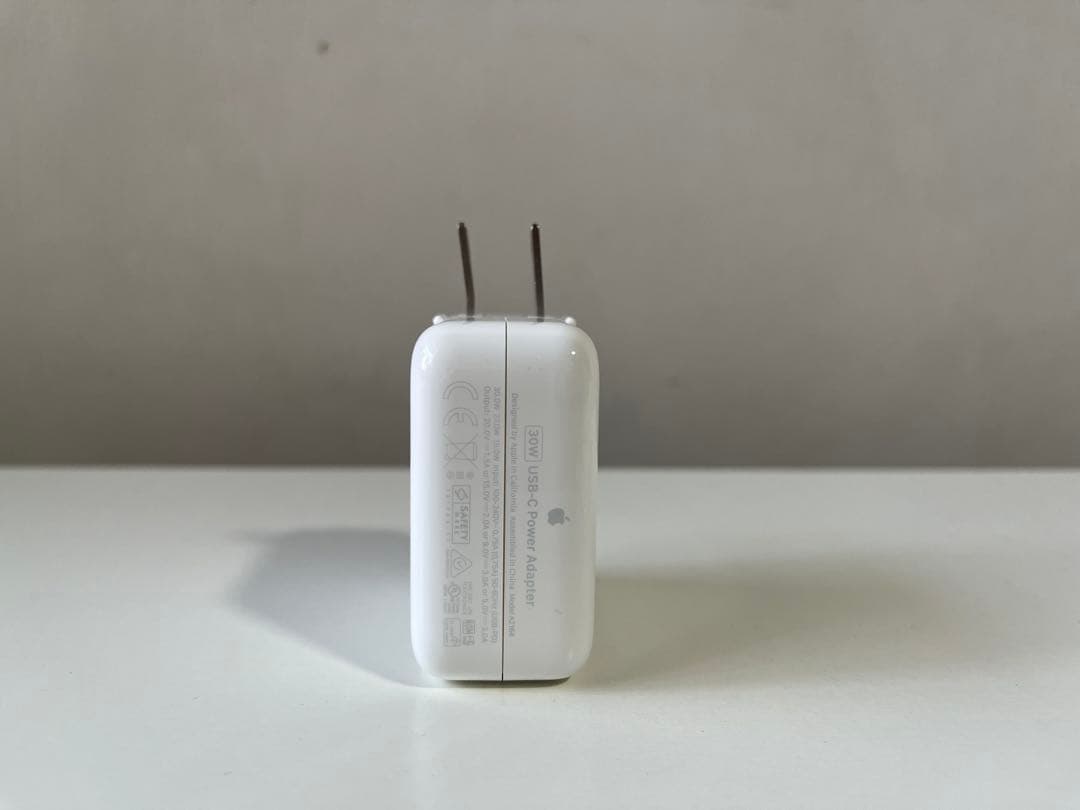 MacBook Air M1 2020 13インチ 8GB 256GB