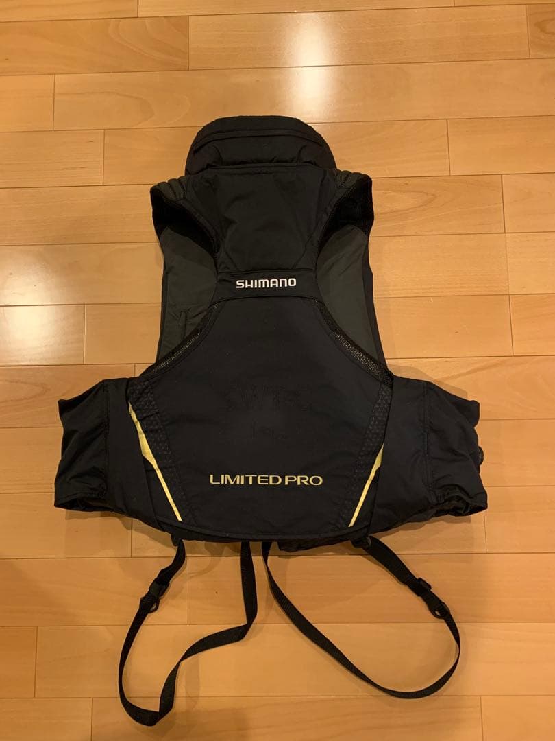 シマノ　フローティングベストVF-130W XLサイズ
